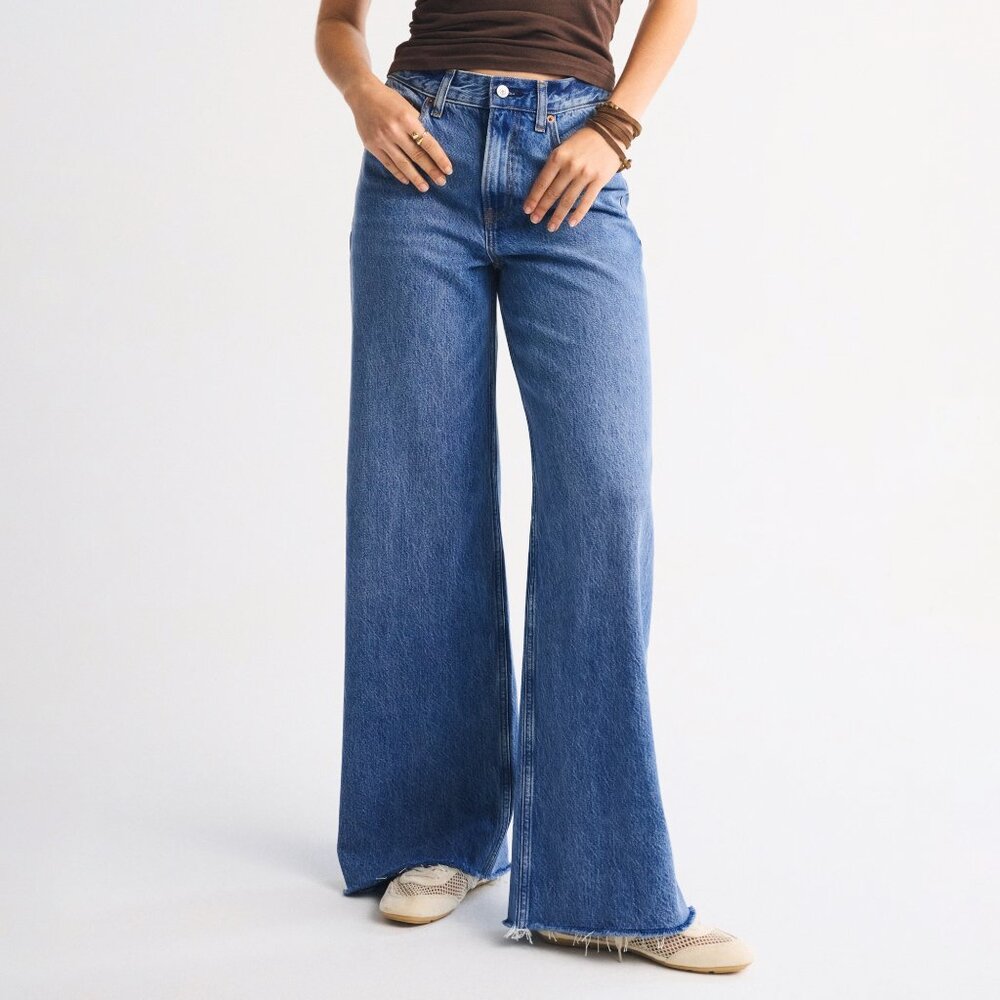 Abercrombie High Rise Wide Leg Jeans Medium Hem Distress Dark Size 27 NEW NWT